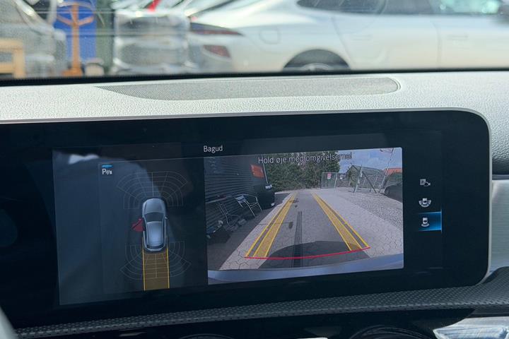 Sølv Mercedes A250 e fra 2020