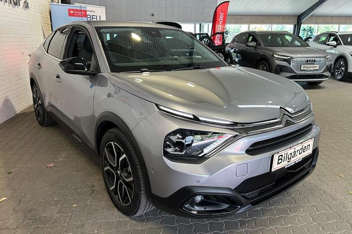 Grå Citroën ë-C4 X fra 2023