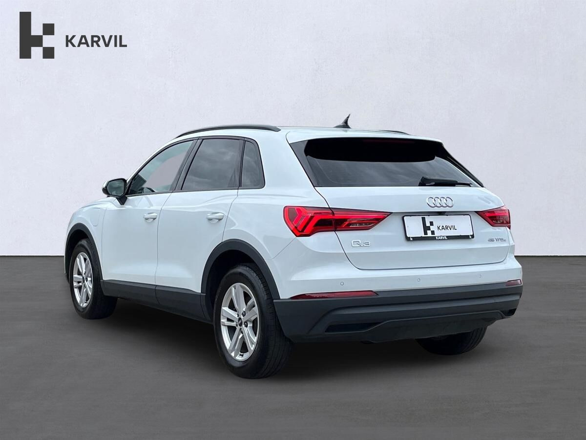 Hvid Audi Q3 fra 2021