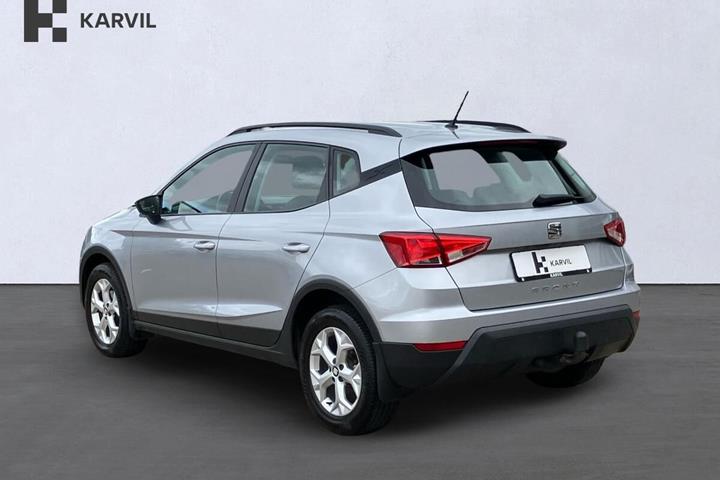 Sølv Seat Arona fra 2019