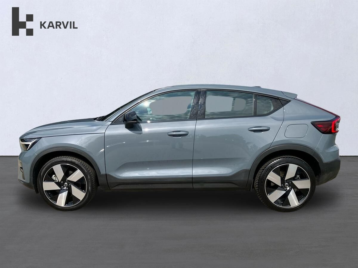 Grå Volvo C40 fra 2023