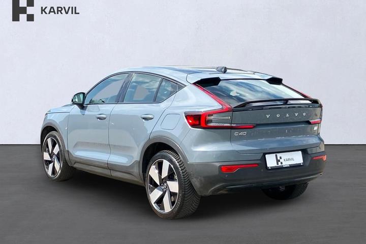 Grå Volvo C40 fra 2023