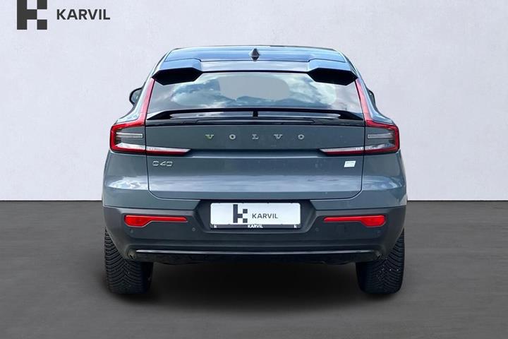 Grå Volvo C40 fra 2023