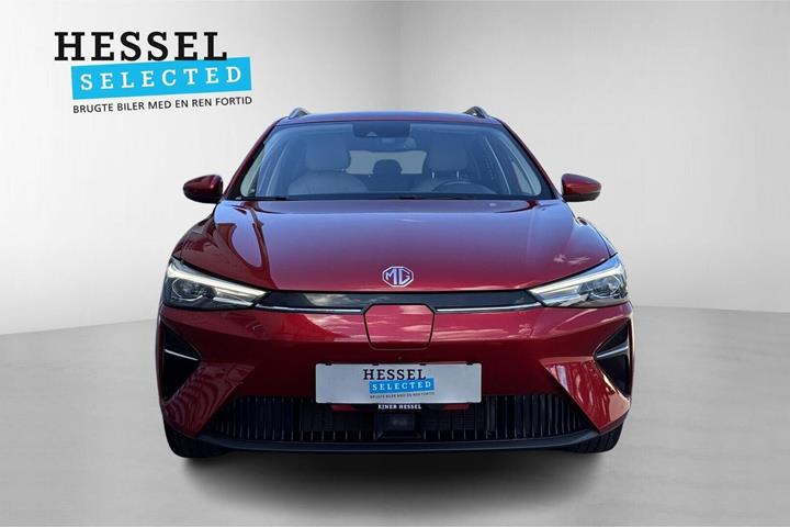 Rød MG MG5 fra 2022