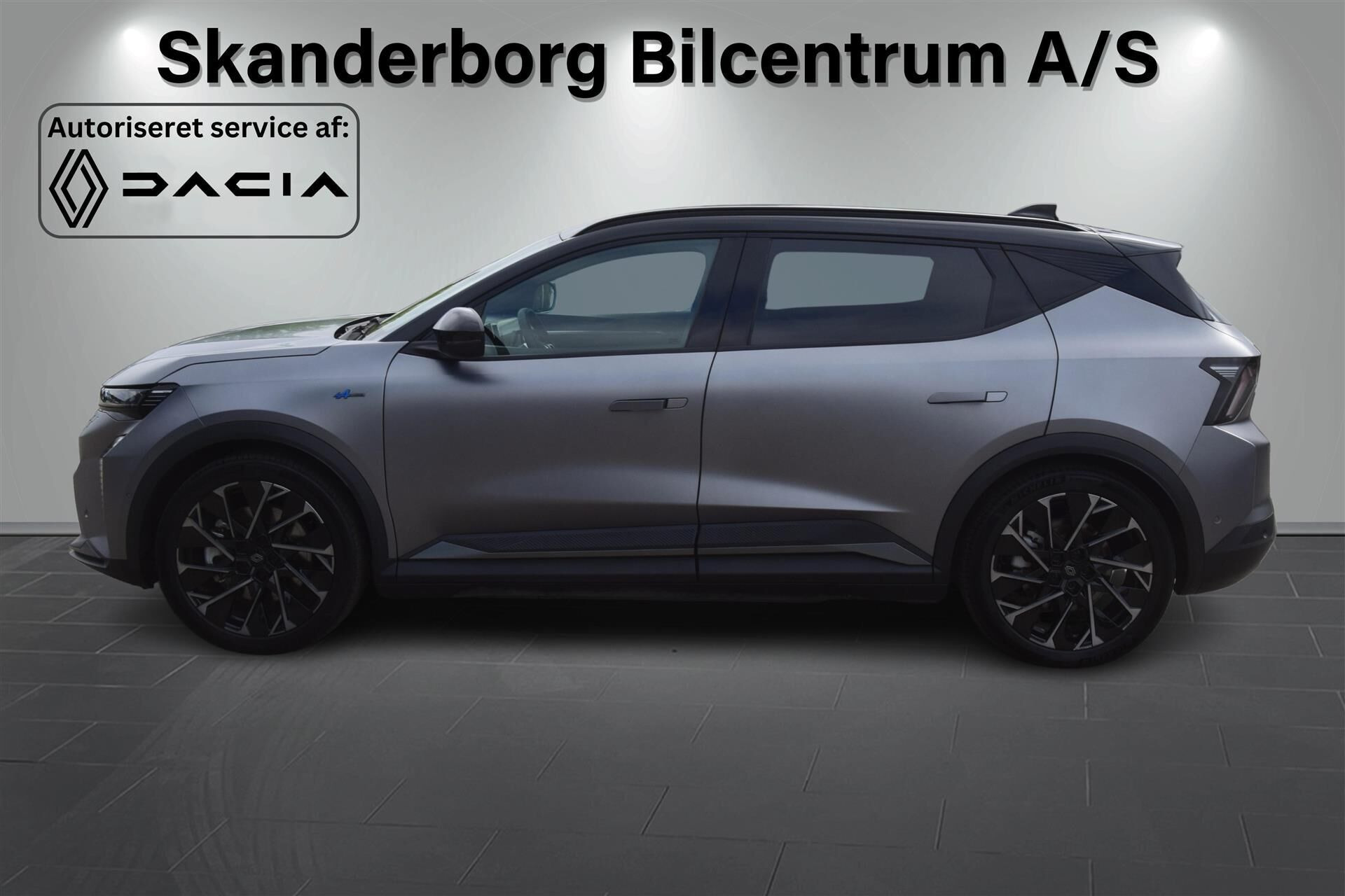 Grå Renault Scénic fra 2024