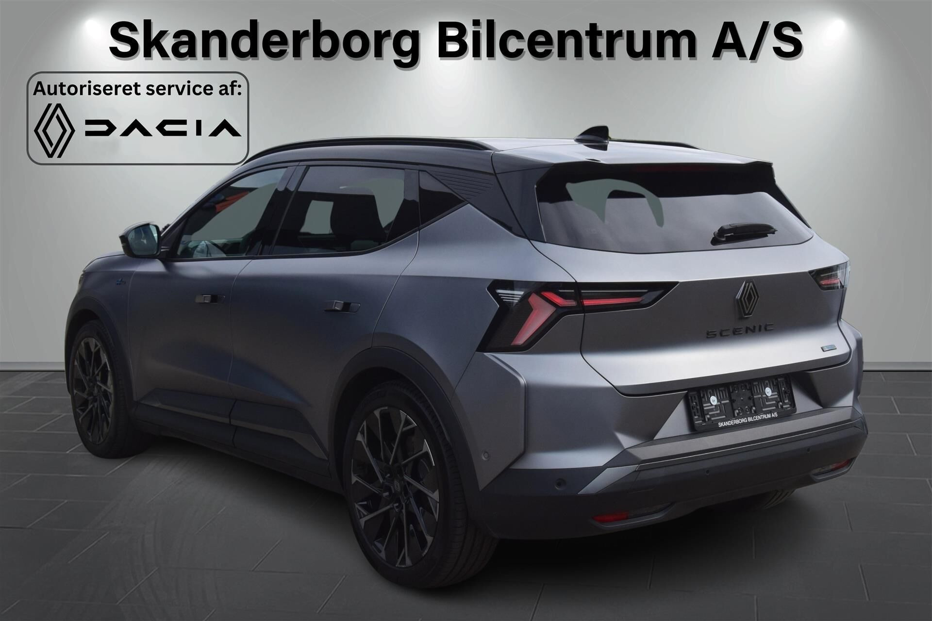 Grå Renault Scénic fra 2024
