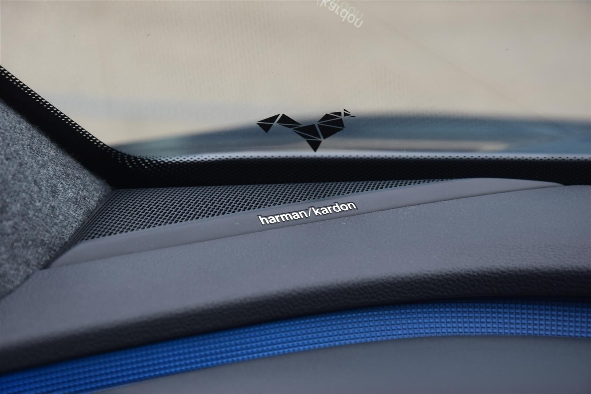 Grå Renault Scénic fra 2024