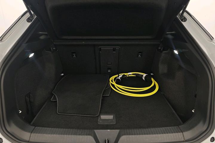 Hvid VW ID.4 fra 2021