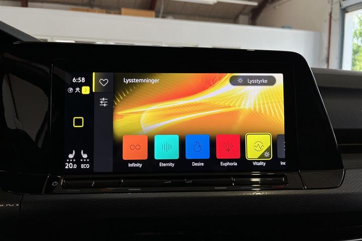 Hvid VW Golf fra 2021