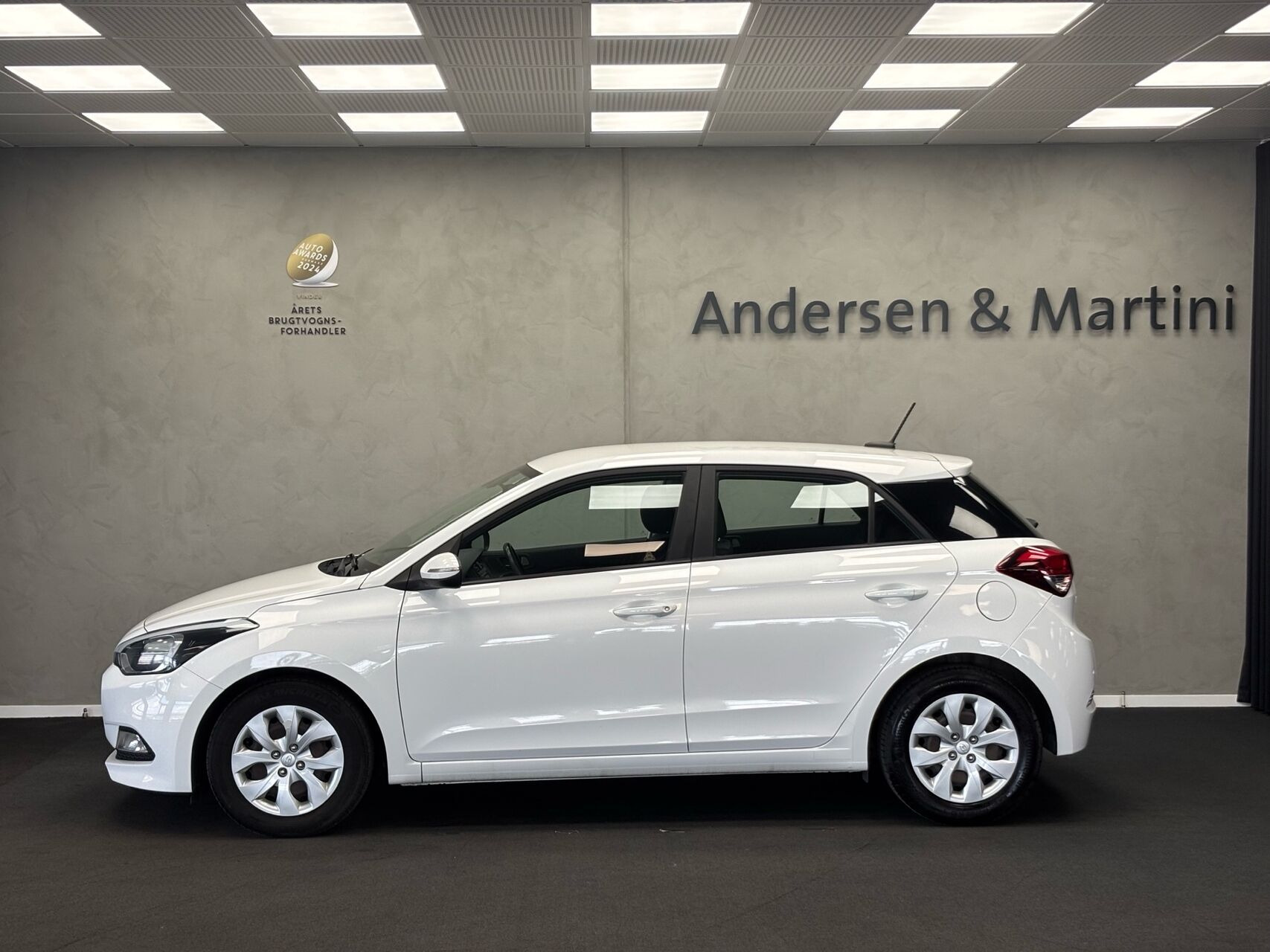 Hvid Hyundai i20 fra 2018