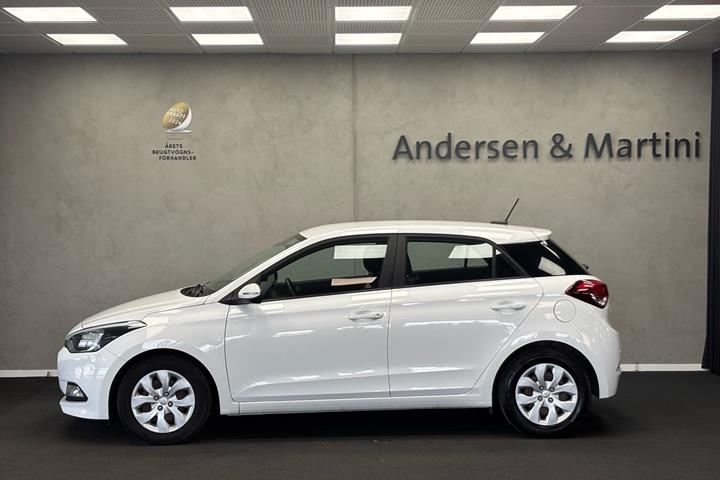 Hvid Hyundai i20 fra 2018