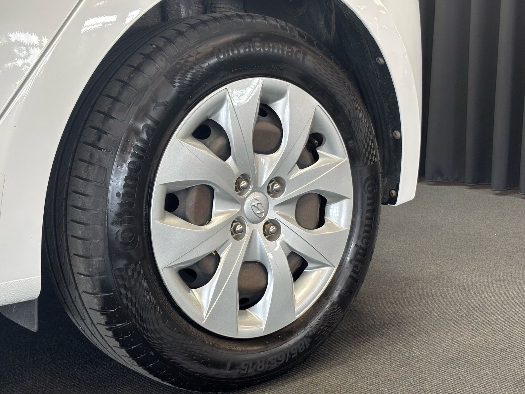 Hvid Hyundai i20 fra 2018