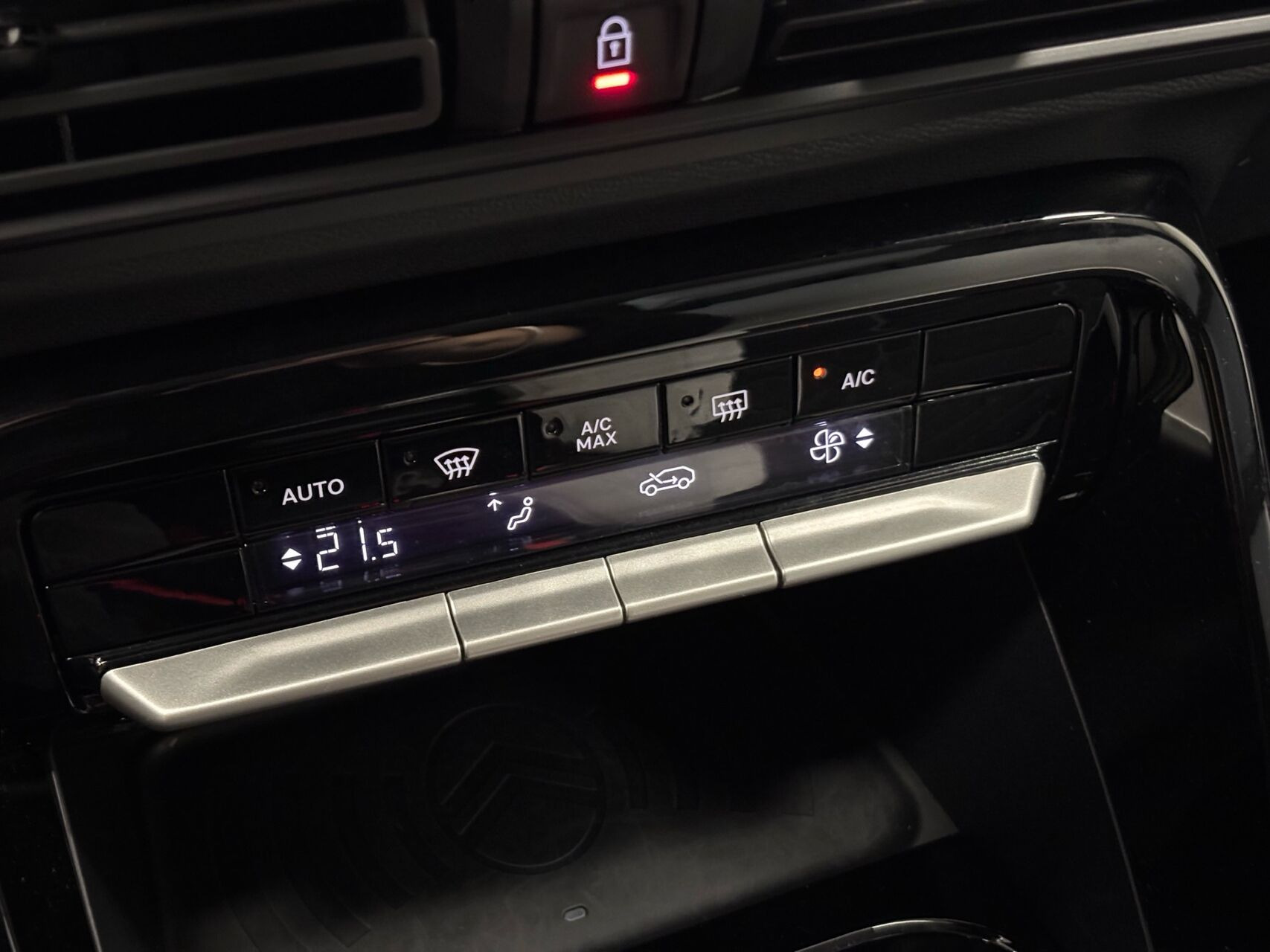 Grå Citroën ë-C3 fra 2025