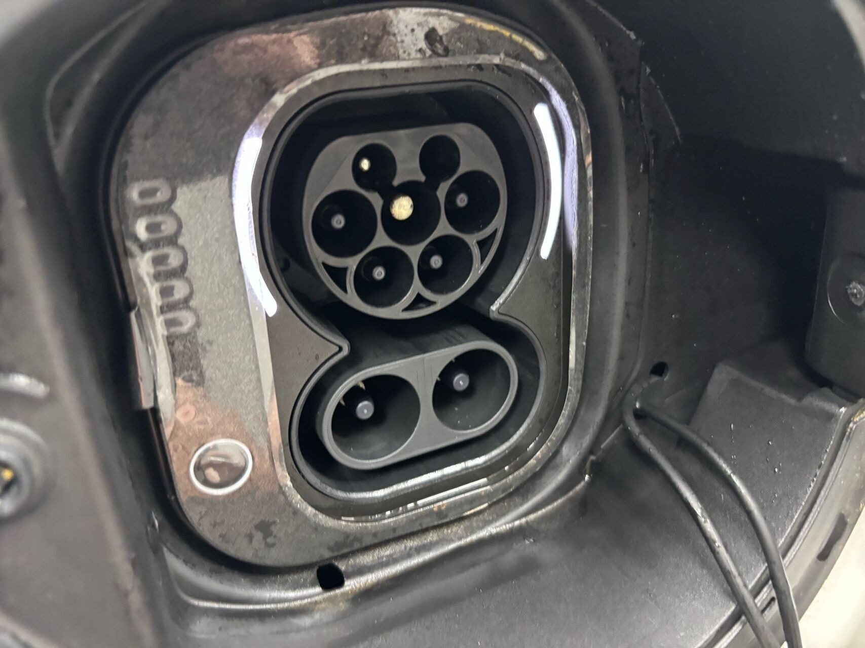 Hvid Fiat 500e fra 2023