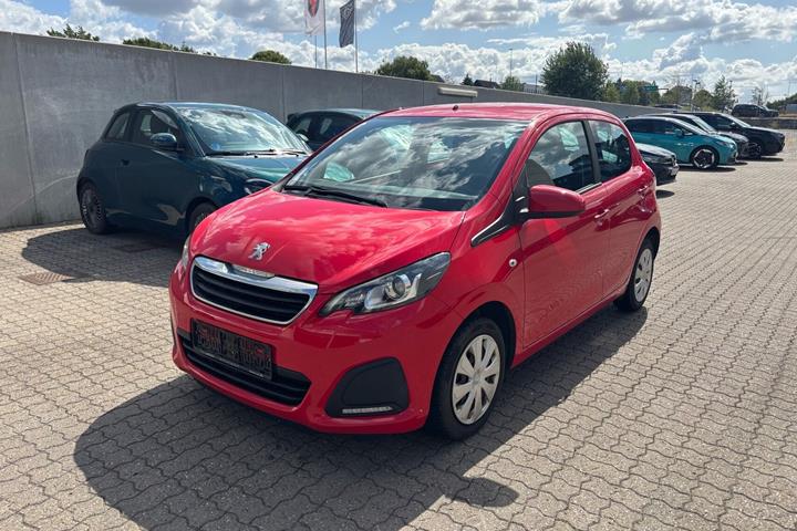 Rød Peugeot 108 fra 2014