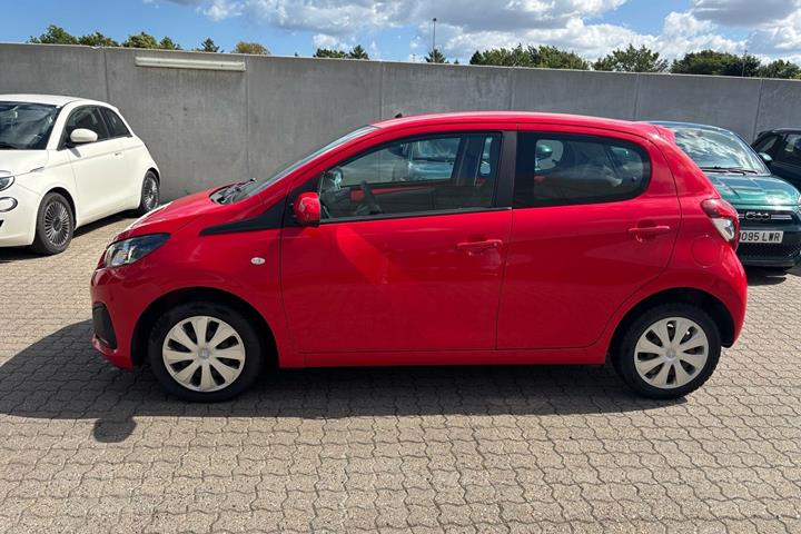 Rød Peugeot 108 fra 2014