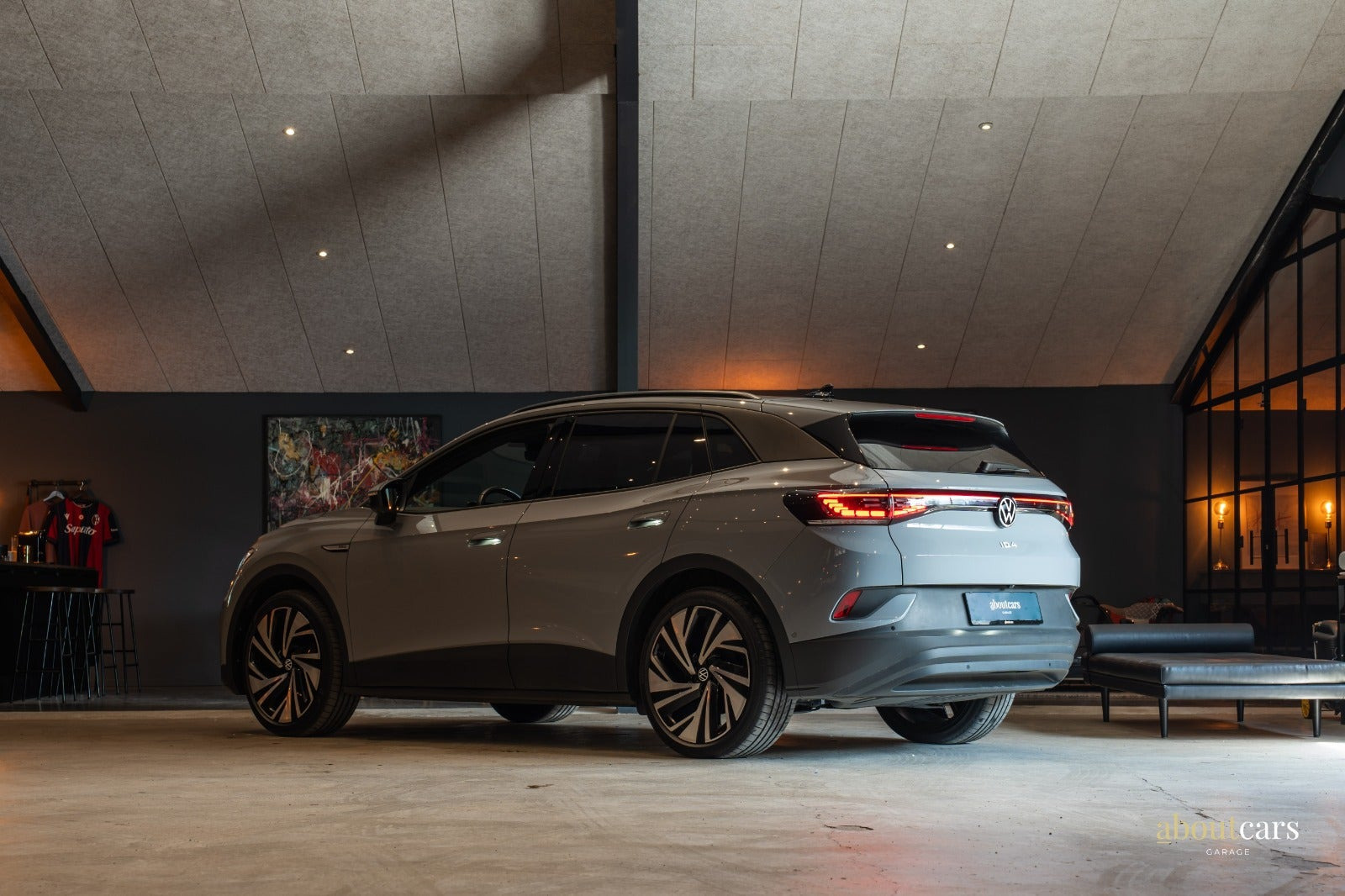 Grå VW ID.4 fra 2023