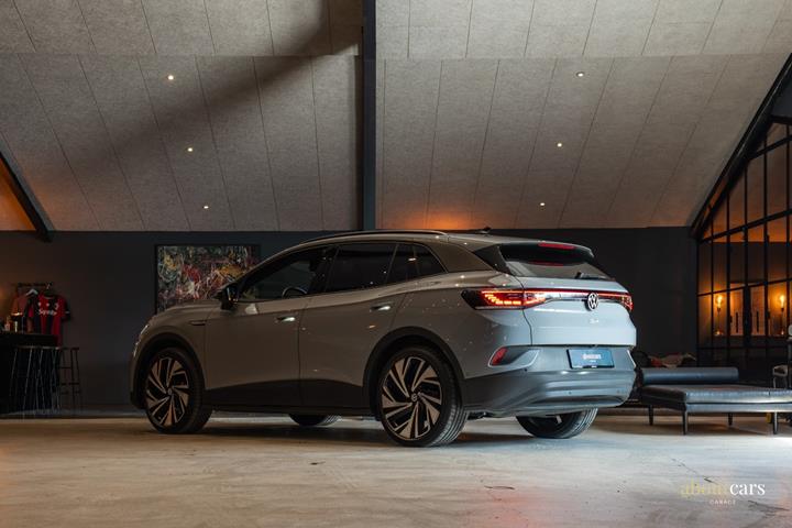 Grå VW ID.4 fra 2023