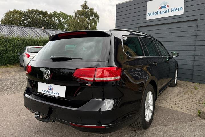 Sort VW Passat fra 2018