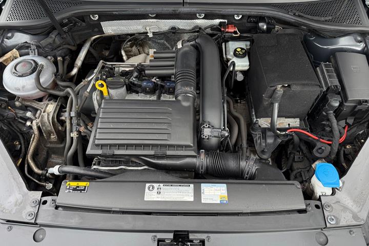 Sort VW Passat fra 2018
