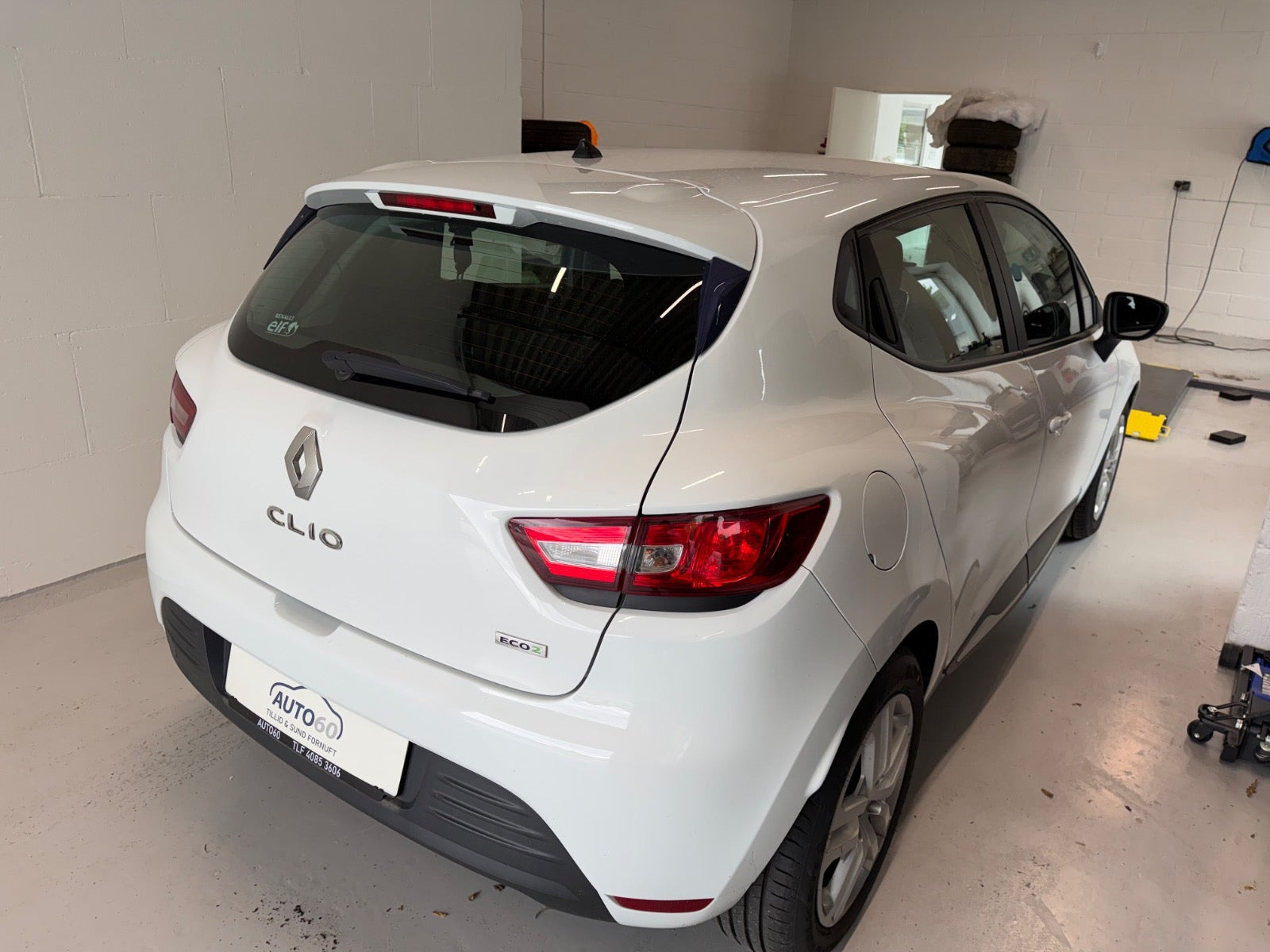 Hvid Renault Clio IV fra 2018