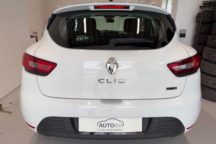Hvid Renault Clio IV fra 2018
