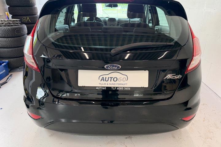 Sort Ford Fiesta fra 2016