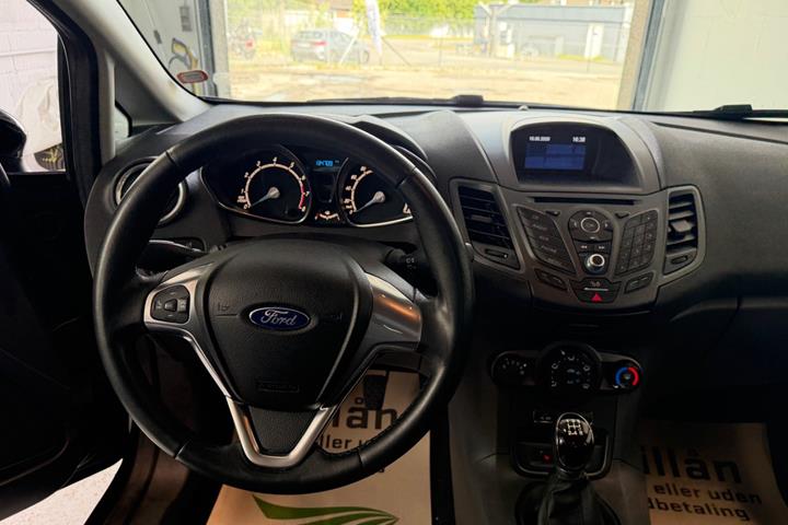 Sort Ford Fiesta fra 2016