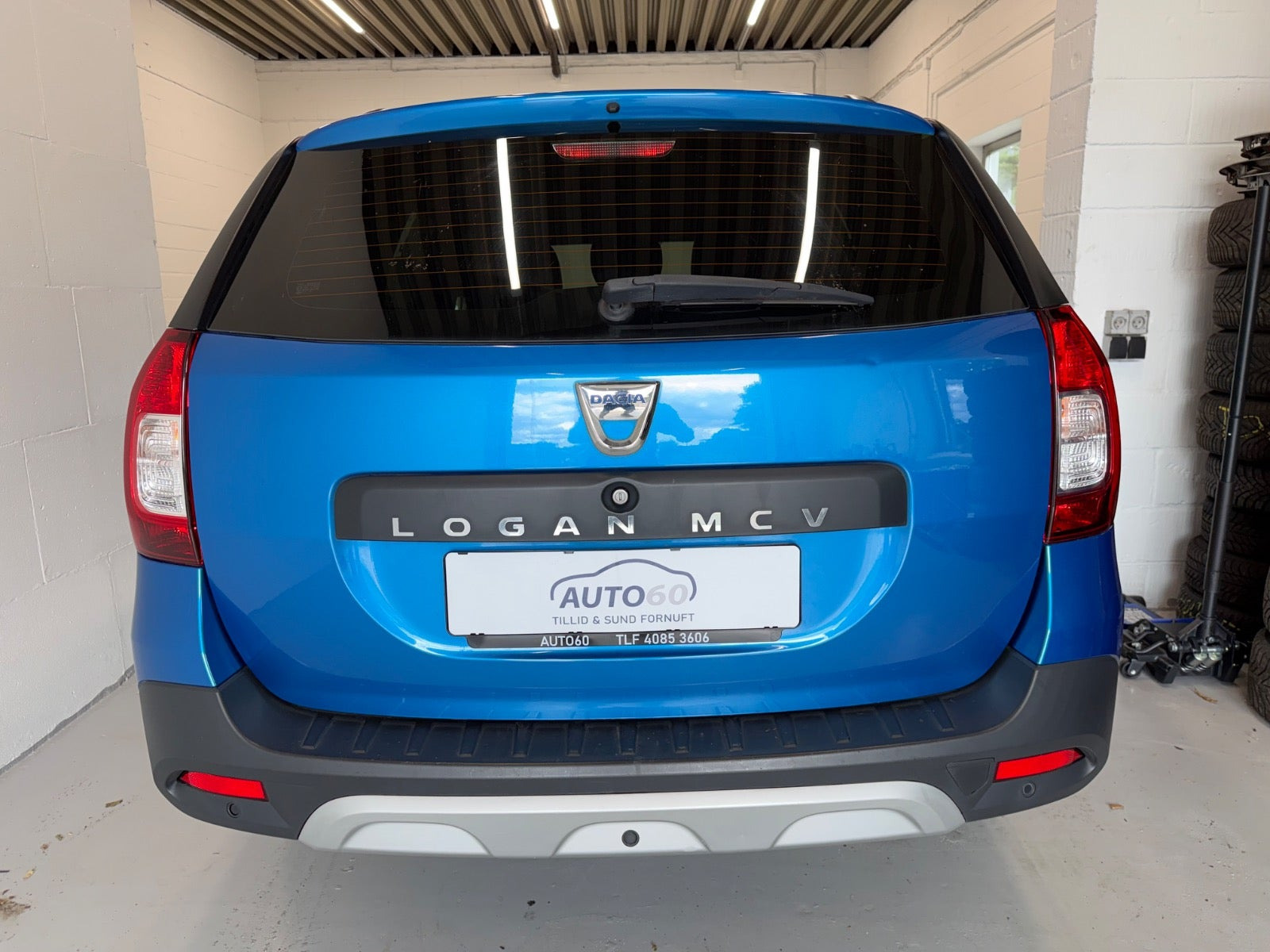 Blå Dacia Logan Stepway fra 2018