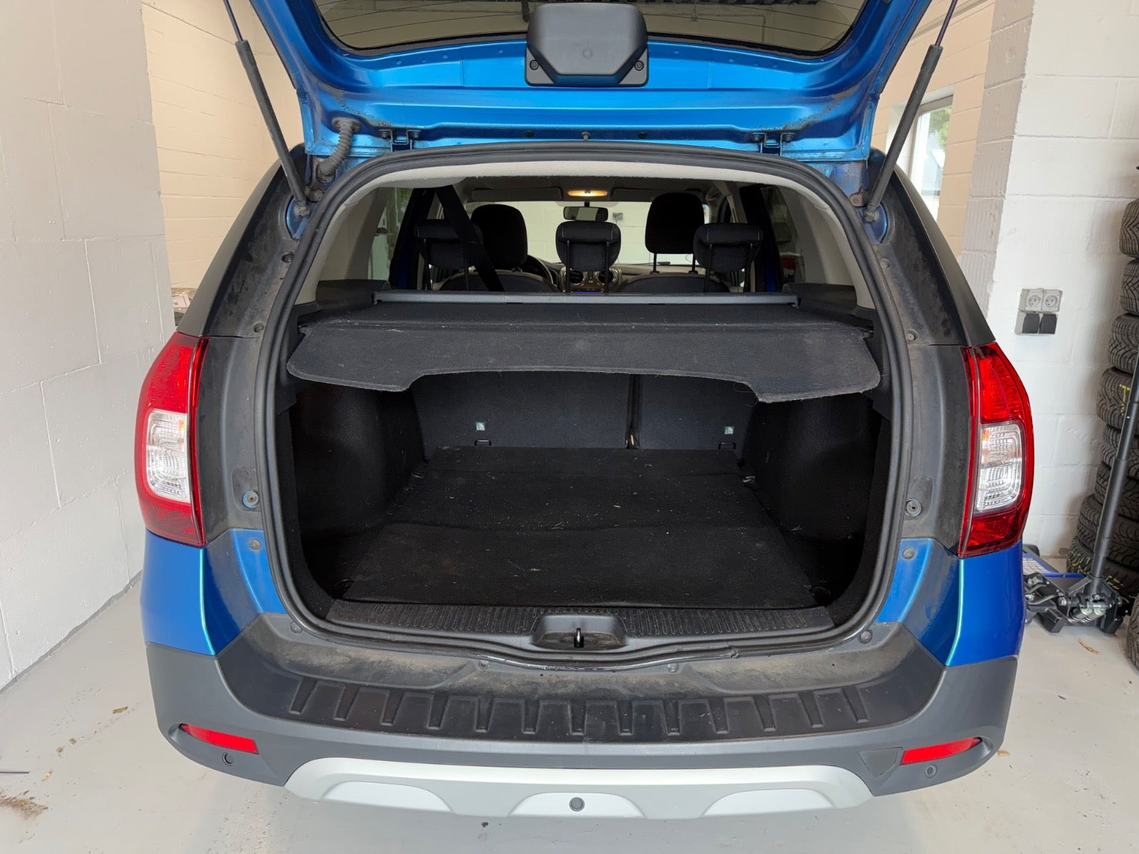 Blå Dacia Logan Stepway fra 2018