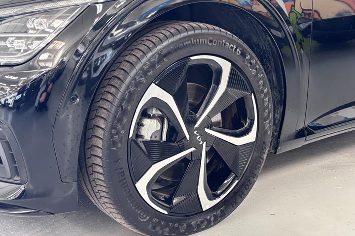 Sort Kia EV6 fra 2024