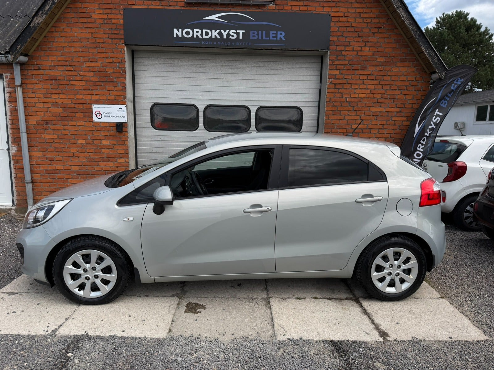 Sølv Kia Rio fra 2014