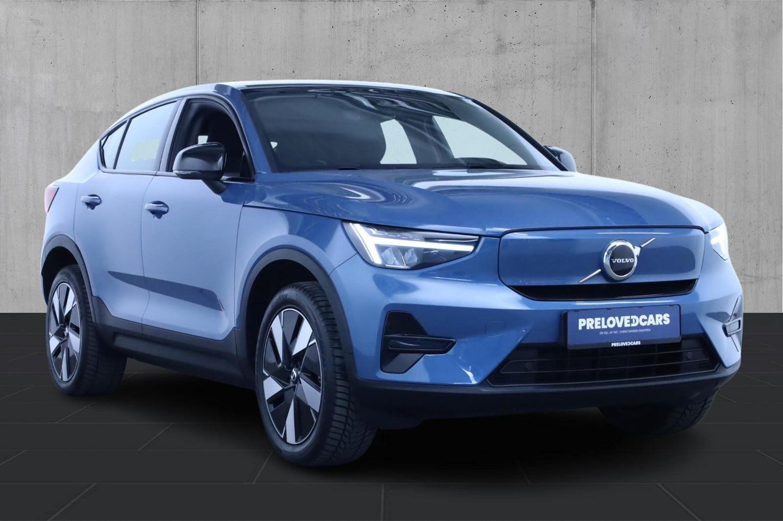 Blå Volvo C40 fra 2024