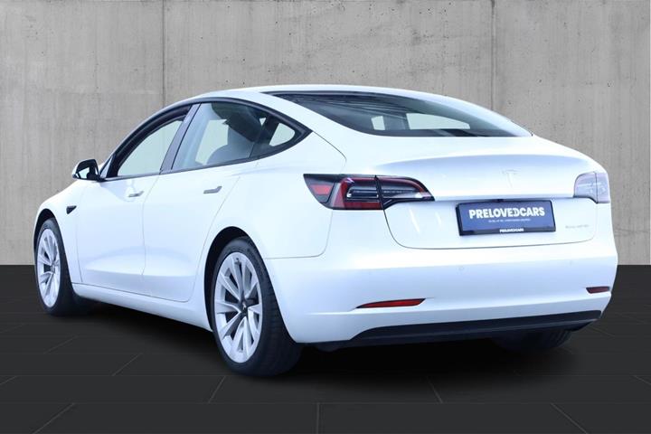 undefined Tesla Model 3 fra 2021