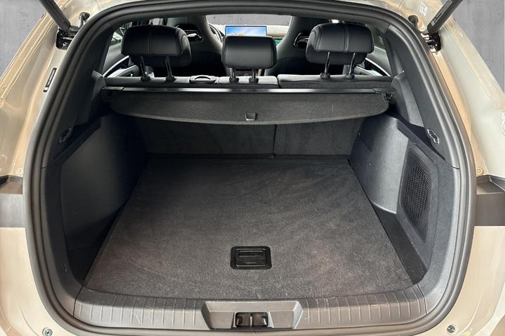 Beige BYD Seal U fra 2024