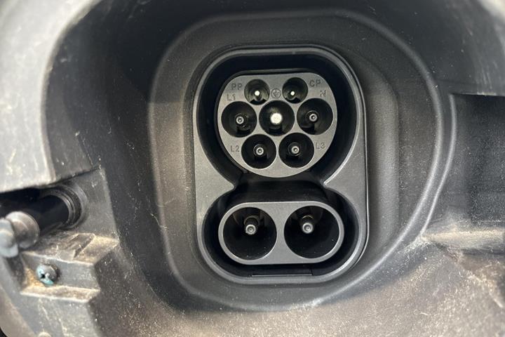 Blå BYD Seal U fra 2024