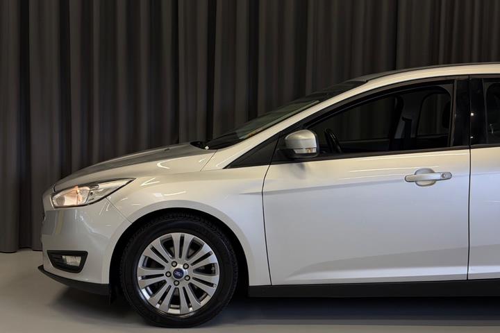 Sølv Ford Focus fra 2014