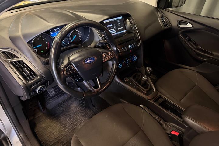 Sølv Ford Focus fra 2014