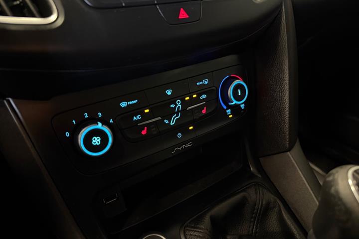 Sølv Ford Focus fra 2014