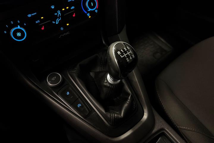Sølv Ford Focus fra 2014