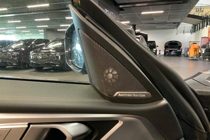 Grå BMW i4 fra 2022