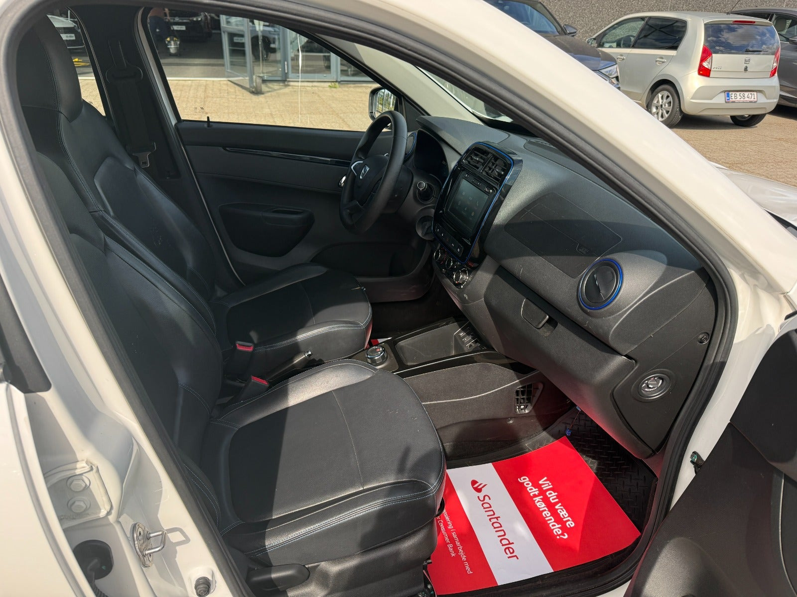 Hvid Dacia Spring fra 2022