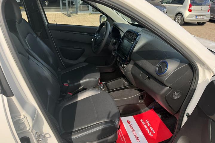 Hvid Dacia Spring fra 2022