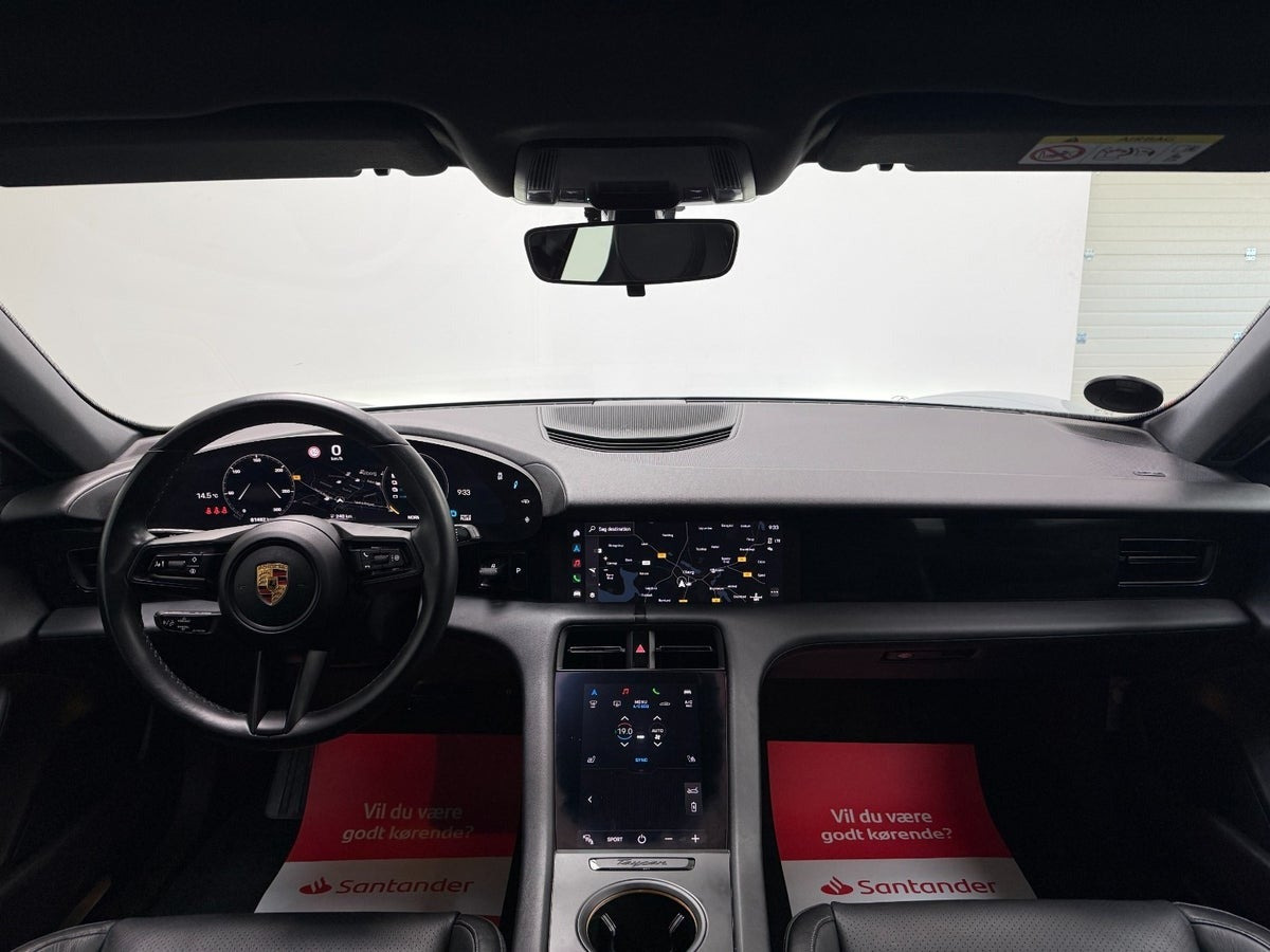 Sølv Porsche Taycan 4S fra 2021