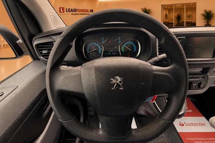 Hvid Peugeot e-Expert fra 2021