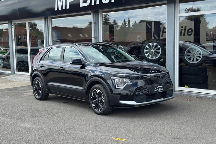 Sort Kia Niro fra 2023