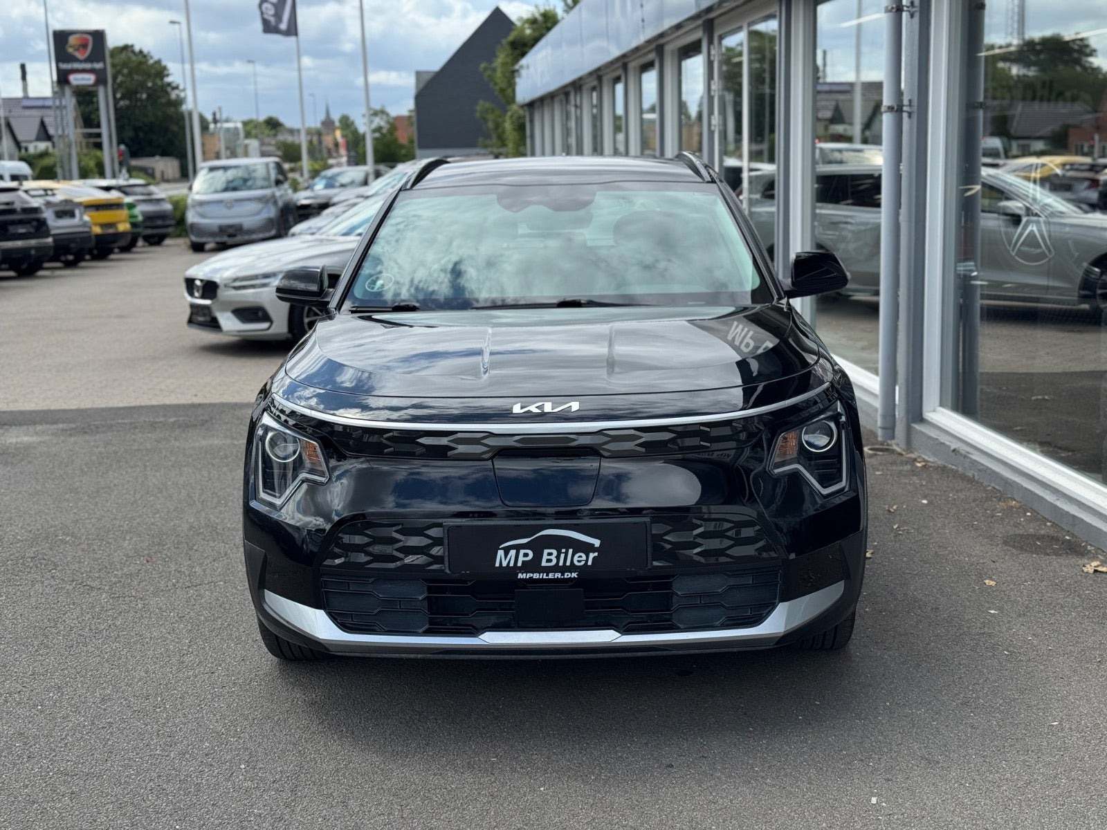 Sort Kia Niro fra 2023