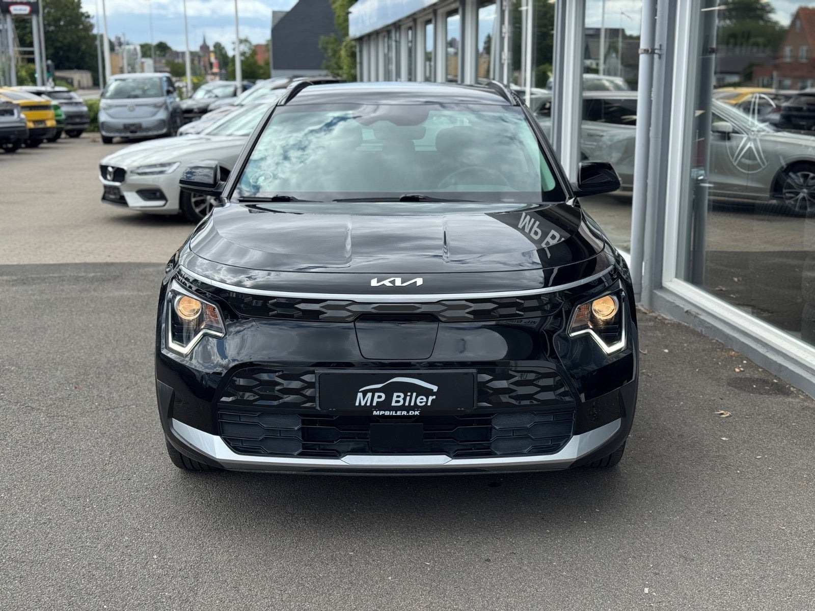 Sort Kia Niro fra 2023