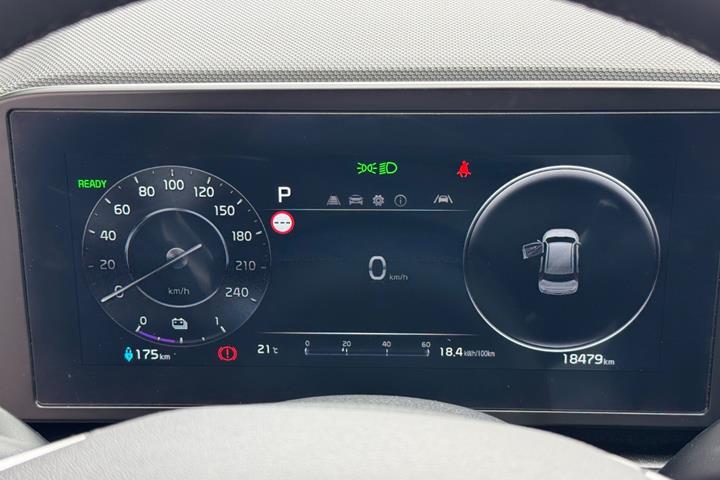 Sort Kia Niro fra 2023