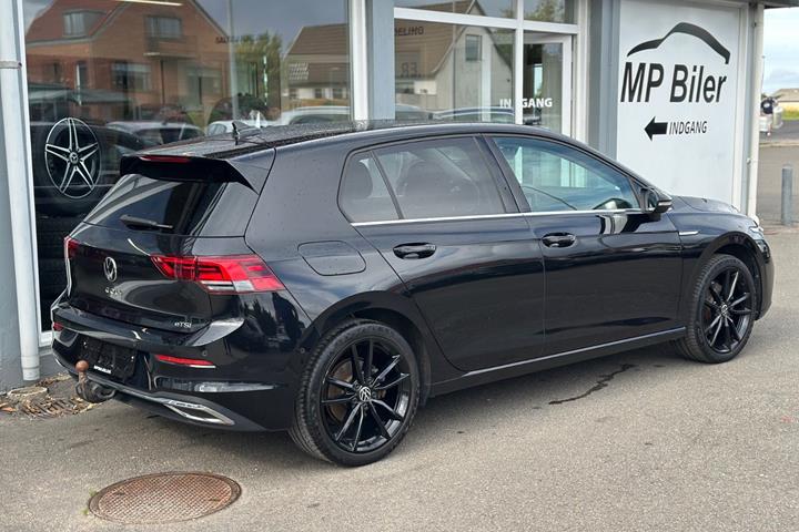 Sort VW Golf VIII fra 2020